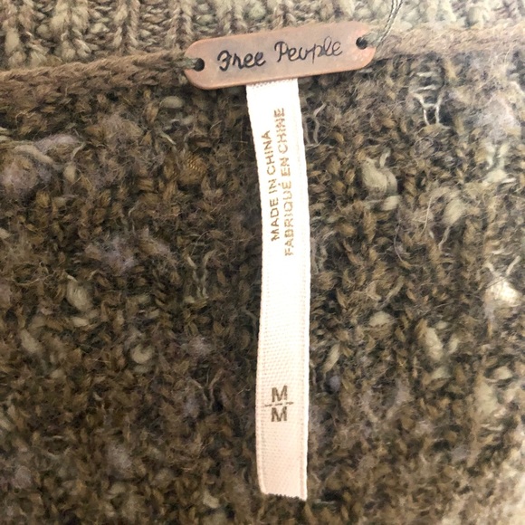 EUC M Free People Green Sweater - Picture 7 of 8